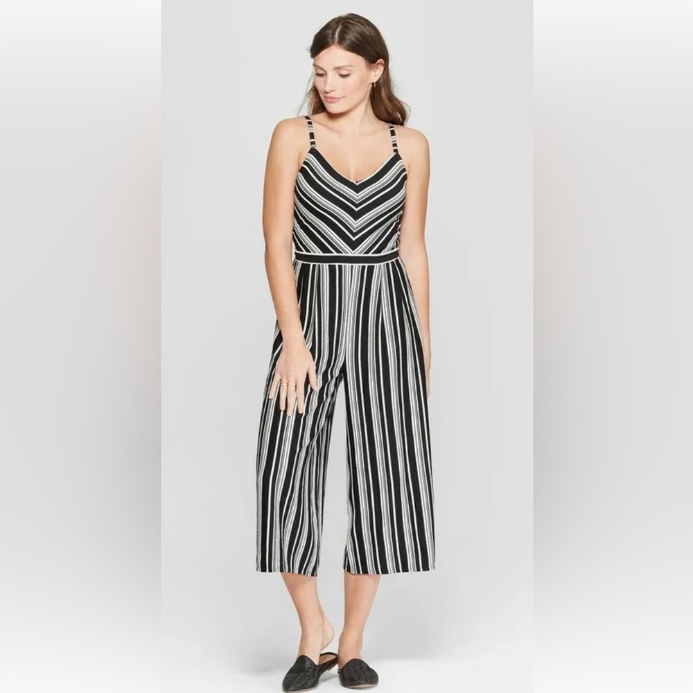 Universal Thread Black and White Striped Jumpsuit